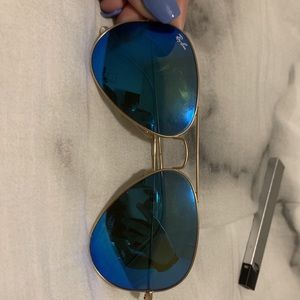 Blue Rayban Aviators 🦋